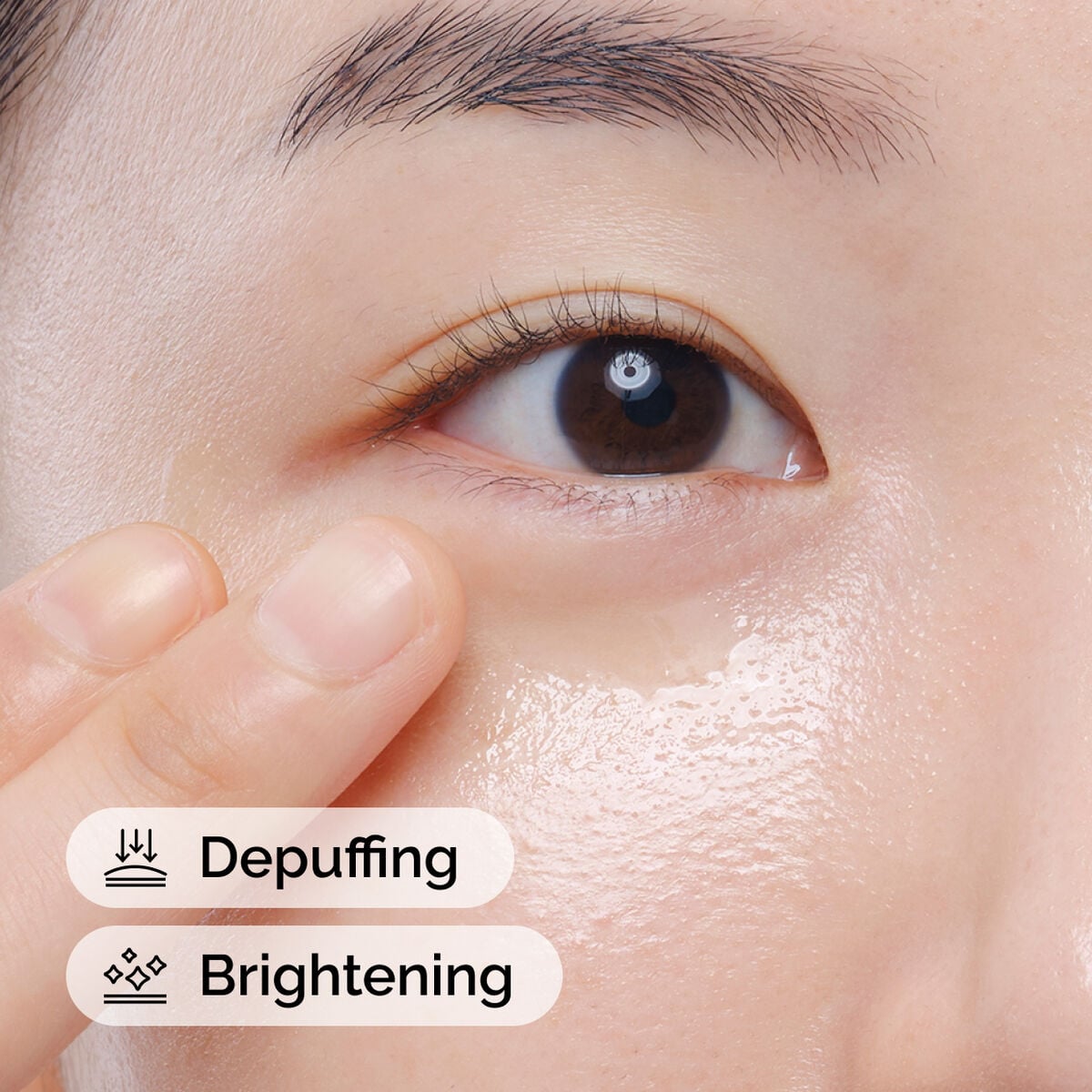 caffeine-solution-5-egcg-eye-serum-d0 ord-caffeine-solution-egcg-model-application-with-benefits.jpg